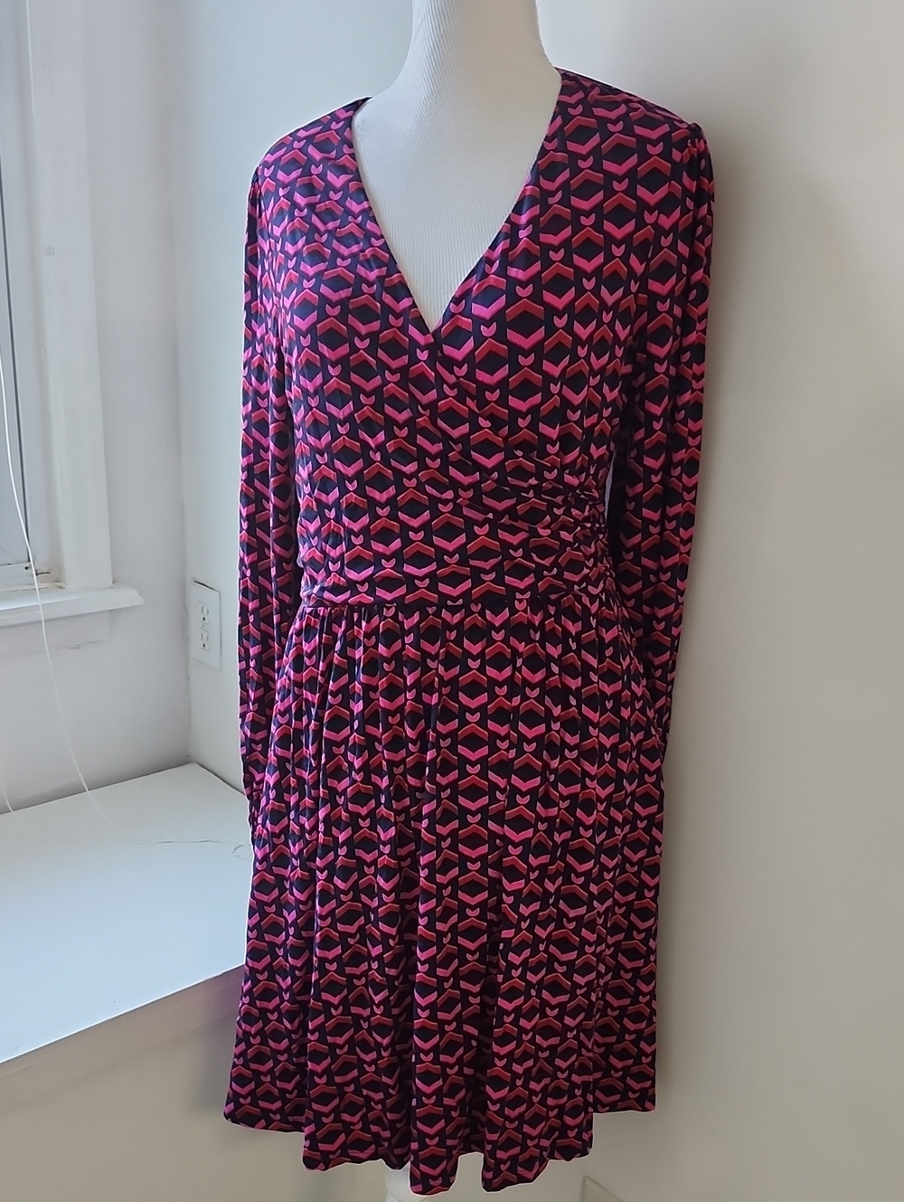 Boden Dress Size 12 Long Sleeve V Neck Fit & Flare Strech